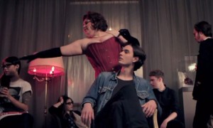 [CLIP] D'Austerlitz - Cut Open