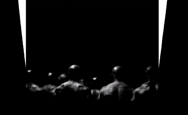 [CLIP] Kanye West - Black Skinhead