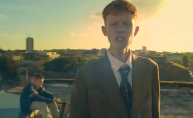 [CLIP] King Krule - Easy Easy