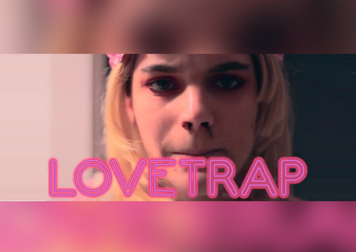 Soko Feat. Ariel Pink - Lovetrap