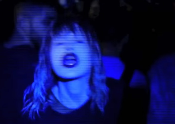 [CLIP] Crystal Castles - Concrete