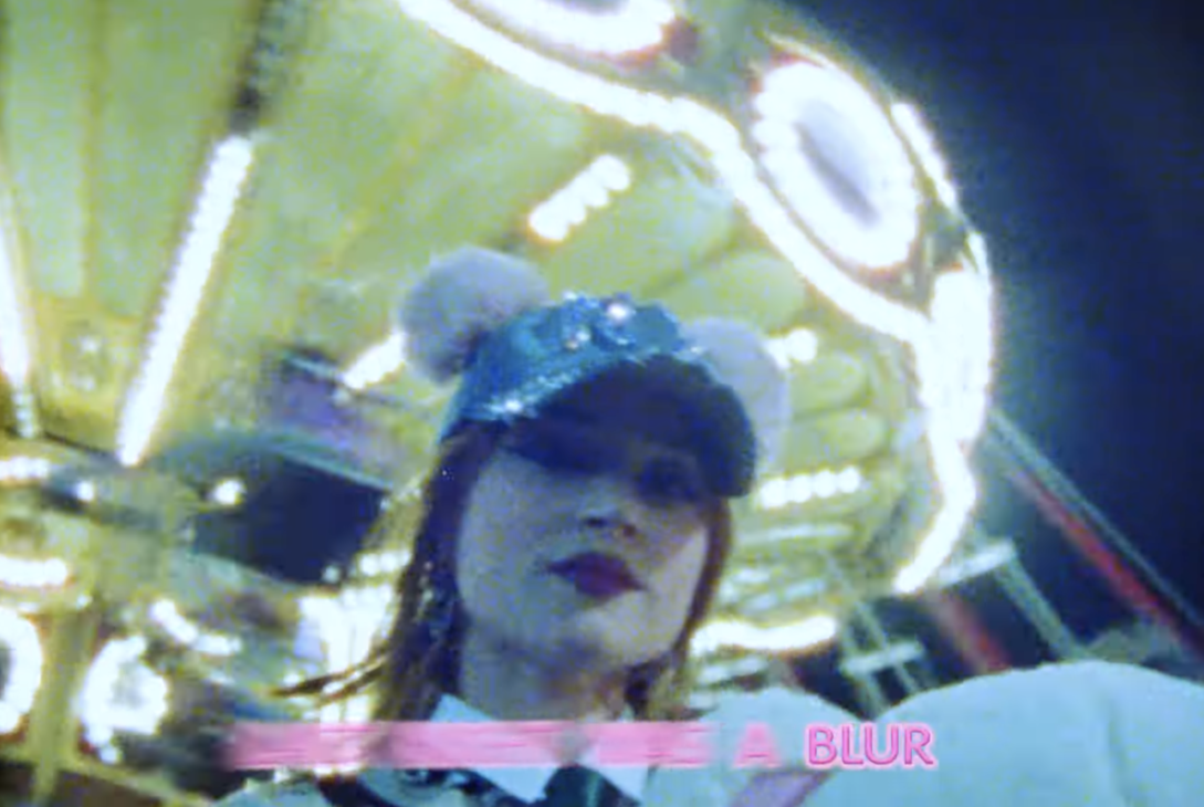[CLIP] Lolo Zouaï - Blur